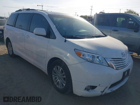 2011 Toyota Sienna XLE AAS with VIN 5TDYK3DC3BS146461, listed as a IAAI auction lot 41829779 with 183,027 mi miles. Bid and sale history available at carsss.com. Image 1.