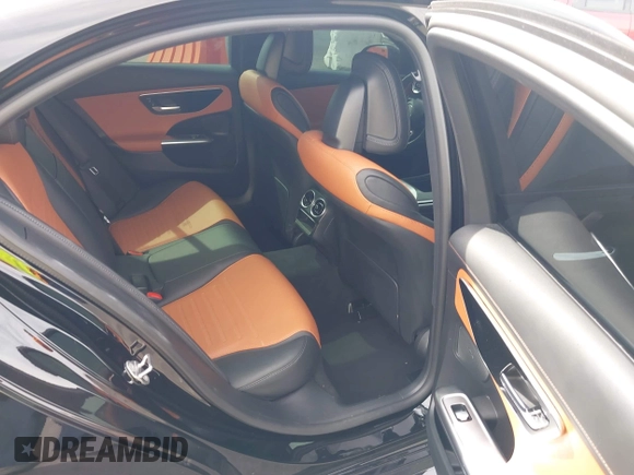 2023 Mercedes-Benz C 300 z VIN W1KAF4GB3PR125622, wystawiony jako IAAI lot #42056728 z przebiegiem 25 549 mil mil oraz . Historia ofert i sprzedaży dostępna na DreamBid. Obrazek 8.