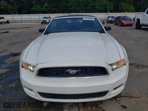 2013 Ford Mustang V6 with VIN 1ZVBP8EM9D5275936, listed as a Copart auction lot 54716455 with 225,596 mi miles and Salvage title. Bid and sale history available at DreamBid. Image 5.