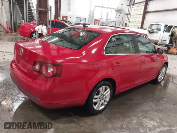 2010 Volkswagen Jetta TDI z VIN 3VWRL7AJ3AM178141, wystawiony jako IAAI lot #41467916 z przebiegiem 225 349 mil mil oraz . Historia ofert i sprzedaży dostępna na DreamBid. Obrazek 4.