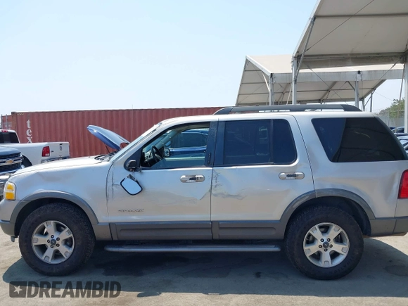 2005 Ford Explorer XLT z VIN 1FMZU73E35ZA26277, wystawiony jako IAAI lot #42721696 z przebiegiem 217 738 mil mil oraz . Historia ofert i sprzedaży dostępna na DreamBid. Obrazek 13.
