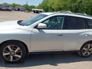 2016 Nissan Pathfinder S with VIN 5N1AR2MM3GC605041, listed as a IAAI auction lot 42242668 with 222,563 mi miles and . Bid and sale history available at DreamBid. Image 14.