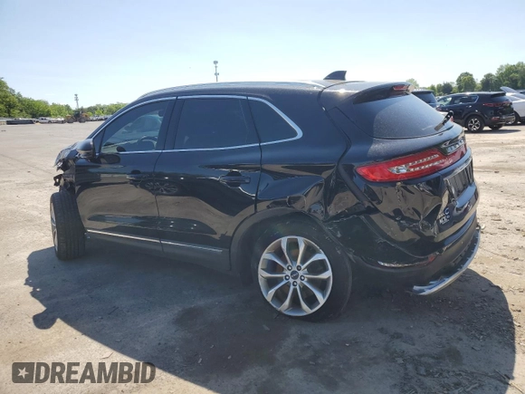 2019 Lincoln MKC Select z VIN 5LMCJ2D91KUL22696, wystawiony jako Copart lot #56699465 z przebiegiem 88 532 mil mil oraz Szkoda całkowita • Salvage title. Historia ofert i sprzedaży dostępna na DreamBid. Obrazek 2.