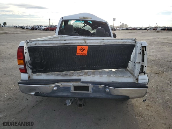 1999 GMC New Sierra 1500 SLE with VIN 1GTEC14T1XZ537103, listed as a Copart auction lot 81830714 with 398,610 mi miles and Salvage Title. Bid and sale history available at carsss.com. Image 6.