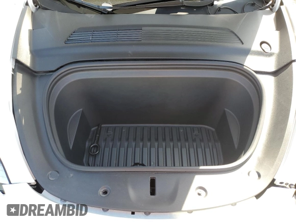 2021 Tesla Model Y Long Range with VIN 5YJYGDEEXMF146617, listed as a Copart auction lot 49347125 with 98,084 mi miles and Salvage Title. Bid and sale history available at DreamBid. Image 14.