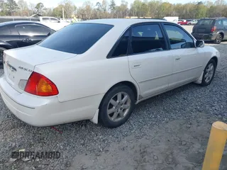 2002 Toyota Avalon XL with VIN 4T1BF28B32U266015, listed as a IAAI auction lot 41907532 with 347,005 mi miles and . Bid and sale history available at DreamBid. Image 4.
