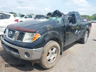 2006 Nissan Frontier SE z VIN 1N6AD06U36C440429, wystawiony jako IAAI lot #42265012 z przebiegiem Nie podano mil oraz . Historia ofert i sprzedaży dostępna na DreamBid. Obrazek 2.