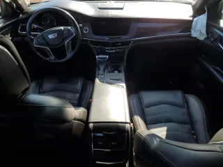 2018 Cadillac CT6 Luxury RWD z VIN 1G6KC5RX6JU159177, wystawiony jako Copart lot #45175175 z przebiegiem 134 346 mil mil oraz Czysty tytuł • Clean title. Historia ofert i sprzedaży dostępna na DreamBid. Obrazek 8.