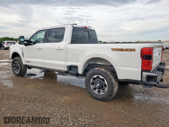 2024 Ford F-250 XL with VIN 1FT8W2BM9REC24042, listed as a Copart auction lot 60598605 with 28,099 mi miles and Salvage title. Bid and sale history available at DreamBid. Image 2.