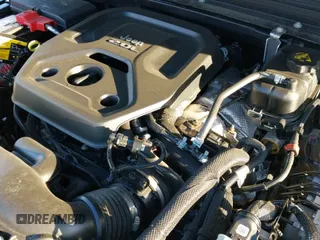 2021 Jeep Wrangler Unlimited Sahara Altitude z VIN 1C4HJXEN9MW535425, wystawiony jako IAAI lot #41469224 z przebiegiem 51 694 mil mil oraz . Historia ofert i sprzedaży dostępna na DreamBid. Obrazek 22.