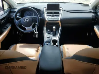 2017 Lexus NX 200t z VIN JTJBARBZ0H2110632, wystawiony jako Copart lot #63434285 z przebiegiem 89 391 mil mil oraz Szkoda całkowita • Salvage title. Historia ofert i sprzedaży dostępna na DreamBid. Obrazek 8.