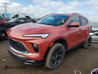 2024 Buick Encore GX Sport Touring с VIN KL4AMESL8RB075716, выставлен на аукционе Copart как лот 49029865 с пробегом 24 524 миль миль и Списание • Salvage title. История ставок и продаж доступна на DreamBid. Изображение 1.
