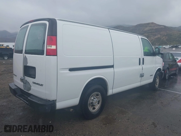 2003 Chevrolet Express Cargo with VIN 1GCGG25U231104716, listed as a IAAI auction lot 41729118 with Not Provided miles and . Bid and sale history available at DreamBid. Image 4.
