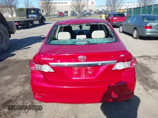 2013 Toyota Corolla L with VIN 2T1BU4EE4DC102938, listed as a IAAI auction lot 41822212 with 89,079 mi miles. Bid and sale history available at carsss.com. Image 16.