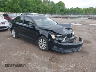 2013 Volkswagen Jetta SE с VIN 3VWDX7AJ8DM389404, выставлен на аукционе IAAI как лот 42357849 с пробегом 163 864 миль миль и . История ставок и продаж доступна на DreamBid. Изображение 1.