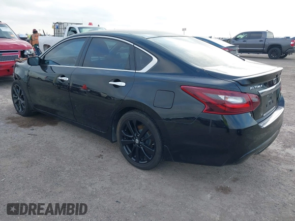2017 Nissan Altima SV with VIN 1N4AL3AP5HC167723, listed as a IAAI auction lot 41500427 with 113,174 mi miles and . Bid and sale history available at DreamBid. Image 3.