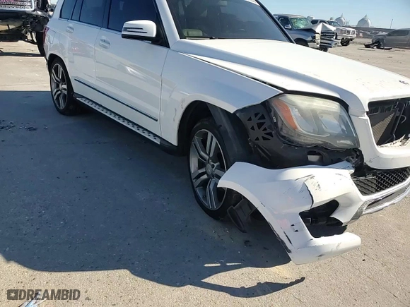 2014 Mercedes-Benz GLK-Class GLK 350 with VIN WDCGG5HB6EG197357, listed as a Copart auction lot 84813644 with 96,280 mi miles and Salvage Title. Bid and sale history available at carsss.com. Image 10.