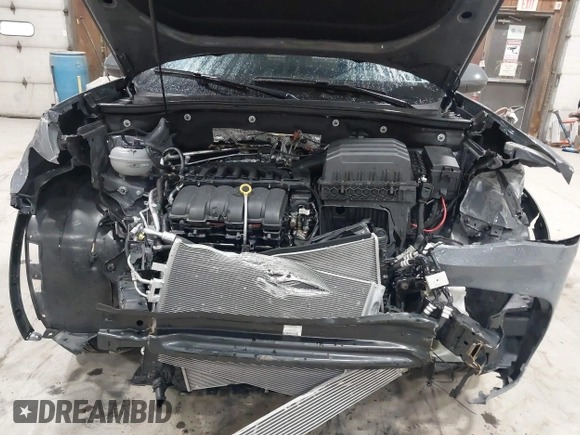 2021 Volkswagen Atlas SE with VIN 1V2PE2CA4MC237027, listed as a IAAI auction lot 41715979 with 38,306 mi miles and . Bid and sale history available at DreamBid. Image 6.