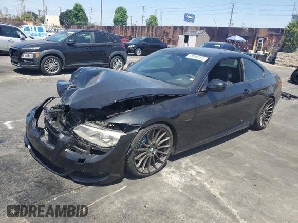 2011 BMW 3 Series 335i с VIN WBAKG7C5XBE598010, выставлен на аукционе Copart как лот 58190265 с пробегом 141 033 миль миль и Списание • Salvage title. История ставок и продаж доступна на DreamBid. Изображение 1.