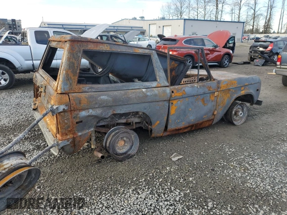1976 Ford Bronco with VIN U15GLA26168, listed as a Copart auction lot 83071204 with Not provided miles and Salvage title. Bid and sale history available at DreamBid. Image 3.