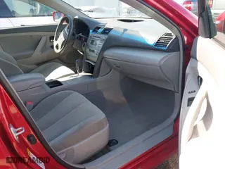 2008 Toyota Camry Hybrid with VIN 4T1BB46K58U034227, listed as a IAAI auction lot 42013111 with 190,005 mi miles. Bid and sale history available at carsss.com. Image 5.