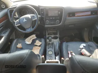 2015 Mitsubishi Outlander SE with VIN JA4AZ3A32FZ008250, listed as a Copart auction lot 62497555 with Not provided miles and Salvage title. Bid and sale history available at DreamBid. Image 8.
