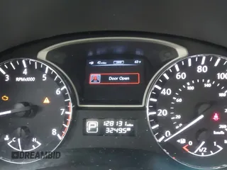 2013 Nissan Pathfinder SV with VIN 5N1AR2MM2DC633232, listed as a IAAI auction lot 42463619 with 128,131 mi miles and . Bid and sale history available at DreamBid. Image 7.