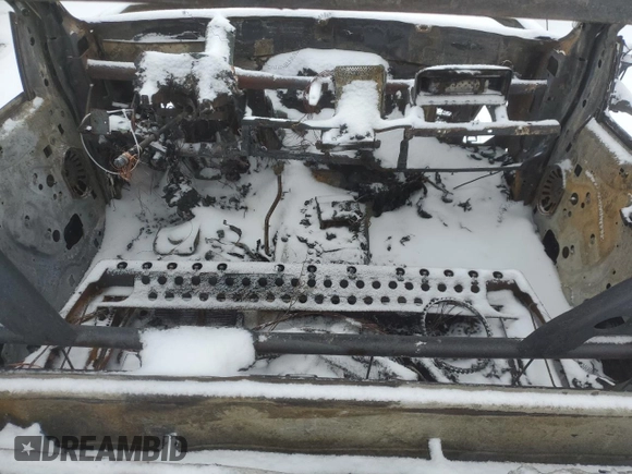 2004 Ford F-350 XL with VIN 1FTSF31L54EA57885, listed as a Copart auction lot 43716415 with Not Provided miles and Salvage Title. Bid and sale history available at DreamBid. Image 8.