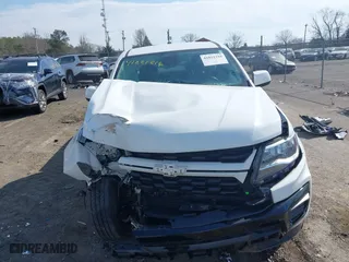 2022 Chevrolet Colorado 2WD LT with VIN 1GCHSCEA6N1204948, listed as a IAAI auction lot 41821216 with 27,245 mi miles. Bid and sale history available at carsss.com. Image 13.