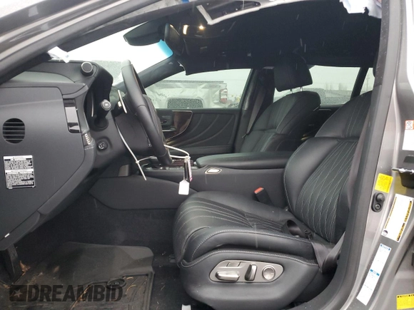 2021 Lexus LS with VIN JTHD51GF6M5009182, listed as a Copart auction lot 82450504 with 7,574 mi miles and Salvage Title. Bid and sale history available at carsss.com. Image 7.