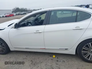 2016 Kia Cadenza Premium with VIN KNALN4D71G5213580, listed as a IAAI auction lot 41306716 with 124,664 mi miles. Bid and sale history available at carsss.com. Image 14.