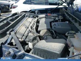 2024 GMC Sierra 1500 SLE with VIN 1GTPUBEK0RZ270718, listed as a IAAI auction lot 42613697 with 39,510 mi miles and . Bid and sale history available at DreamBid. Image 17.