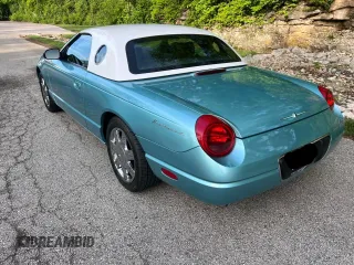 2002 Ford Thunderbird Hardtop Premium with VIN 1FAHP60A62Y113701, listed as a Copart auction lot 56255355 with 5,994 mi miles and Clean Title. Bid and sale history available at DreamBid. Image 3.