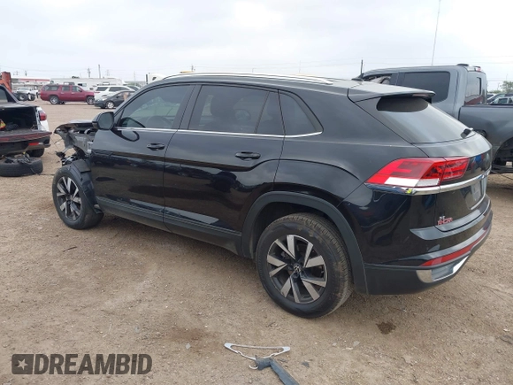 2023 Volkswagen Atlas SE z VIN 1V2DC2CA3PC208888, wystawiony jako IAAI lot #41926114 z przebiegiem 36 645 mil mil oraz . Historia ofert i sprzedaży dostępna na DreamBid. Obrazek 3.