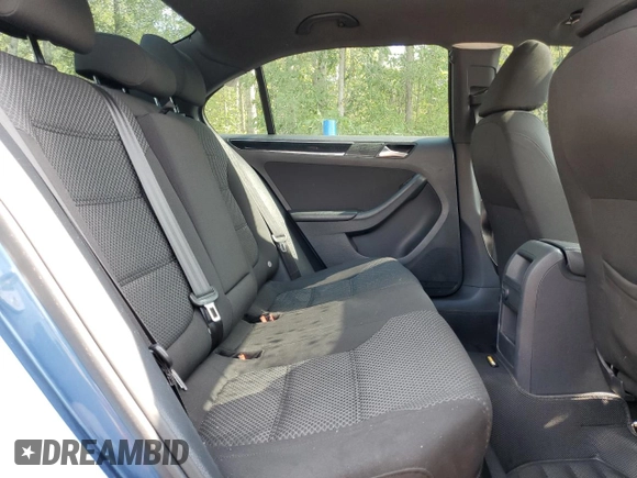 2016 Volkswagen Jetta SE with VIN 3VWD07AJ8GM352670, listed as a Copart auction lot 62394195 with 182,293 mi miles and Salvage title. Bid and sale history available at DreamBid. Image 10.