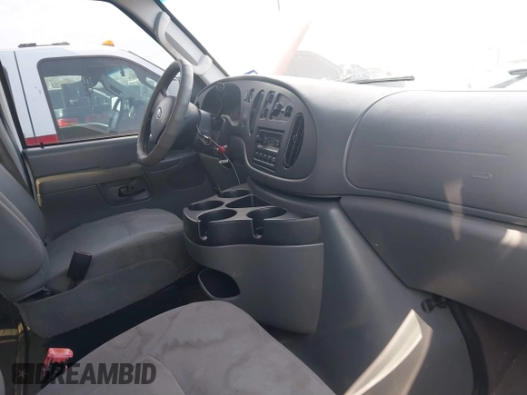 2006 Ford Econoline Passenger XL with VIN 1FBSS31L96DA24039, listed as a IAAI auction lot 41545632 with 252,038 mi miles and . Bid and sale history available at DreamBid. Image 5.