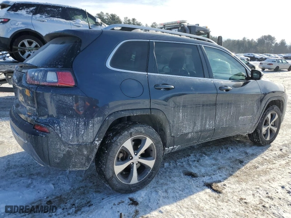 2021 Jeep Cherokee Limited with VIN 1C4PJMDX2MD172457, listed as a Copart auction lot 88661975 with 32,524 mi miles and Salvage Title. Bid and sale history available at carsss.com. Image 3.