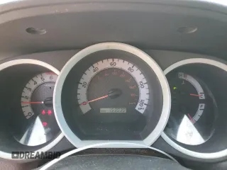 2015 Toyota Tacoma с VIN 3TMLU4EN4FM188024, выставлен на аукционе Copart как лот 57964015 с пробегом 153 030 миль миль и Списание • Salvage title. История ставок и продаж доступна на DreamBid. Изображение 9.