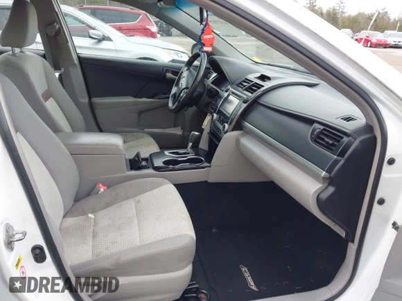 2013 Toyota Camry L with VIN 4T1BF1FK0DU270720, listed as a IAAI auction lot 41977020 with 182,058 mi miles. Bid and sale history available at carsss.com. Image 5.