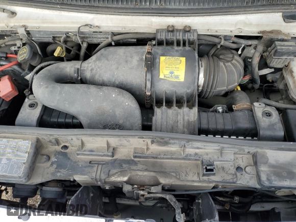 2008 Ford Econoline Cargo Commercial with VIN 1FTNE24L48DA23633, listed as a Copart auction lot 43053795 with 184,923 mi miles and Salvage Title. Bid and sale history available at DreamBid. Image 11.