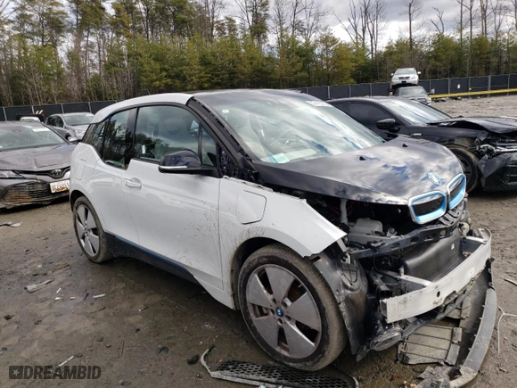 2015 BMW i3 with VIN WBY1Z4C51FV279106, listed as a Copart auction lot 37413703 with 0 mi miles. Bid and sale history available at carsss.com. Image 4.