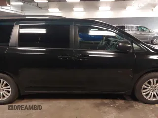 2012 Toyota Sienna XLE AAS with VIN 5TDYK3DCXCS208178, listed as a IAAI auction lot 41788262 with 329,823 mi miles and . Bid and sale history available at carsss.com. Image 13.