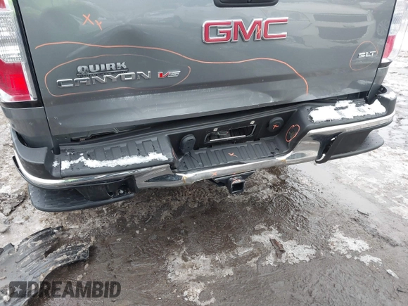 2018 GMC Canyon 4WD SLT with VIN 1GTG6DEN2J1301633, listed as a IAAI auction lot 41530624 with 98,771 mi miles. Bid and sale history available at carsss.com. Image 6.