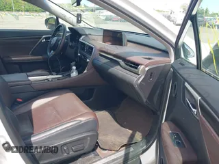 2016 Lexus RX 350 z VIN 2T2BZMCA1GC018531, wystawiony jako IAAI lot #42267497 z przebiegiem 182 473 mil mil oraz . Historia ofert i sprzedaży dostępna na DreamBid. Obrazek 5.