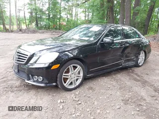 2010 Mercedes-Benz E 550 Luxury с VIN WDDHF9AB0AA125460, выставлен на аукционе IAAI как лот 42435400 с пробегом 120 925 миль миль и . История ставок и продаж доступна на DreamBid. Изображение 17.