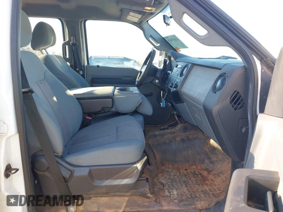2016 Ford F-250 Lariat z VIN 1FT7W2B67GEC39794, wystawiony jako IAAI lot #41657419 z przebiegiem 270 641 mil mil oraz . Historia ofert i sprzedaży dostępna na DreamBid. Obrazek 5.