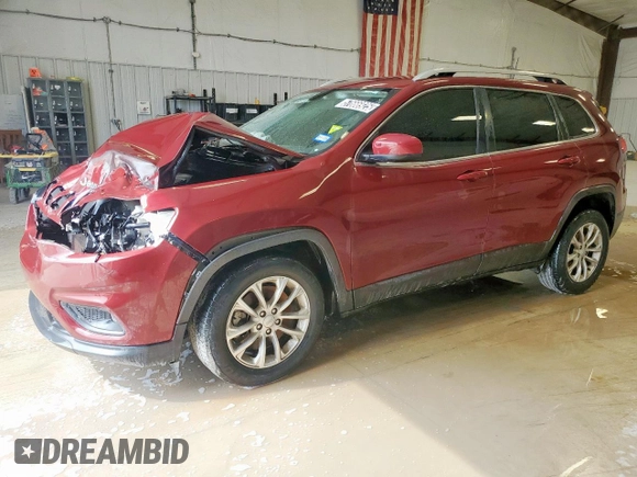 2019 Jeep Cherokee Latitude z VIN 1C4PJLCB5KD297420, wystawiony jako Copart lot #57666925 z przebiegiem 85 640 mil mil oraz Czysty tytuł • Clean title. Historia ofert i sprzedaży dostępna na DreamBid. Obrazek 1.