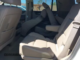 2016 Chevrolet Tahoe LTZ z VIN 1GNSKCKC8GR451685, wystawiony jako IAAI lot #42028917 z przebiegiem 73 398 mil mil oraz . Historia ofert i sprzedaży dostępna na DreamBid. Obrazek 8.