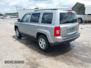 2015 Jeep Patriot Sport with VIN 1C4NJRBB7FD177085, listed as a IAAI auction lot 42765109 with 25,469 mi miles and . Bid and sale history available at DreamBid. Image 3.