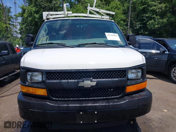 2013 Chevrolet Express Cargo z VIN 1GCWGFBA5D1125154, wystawiony jako IAAI lot #42746664 z przebiegiem 173 998 mil mil oraz . Historia ofert i sprzedaży dostępna na DreamBid. Obrazek 13.